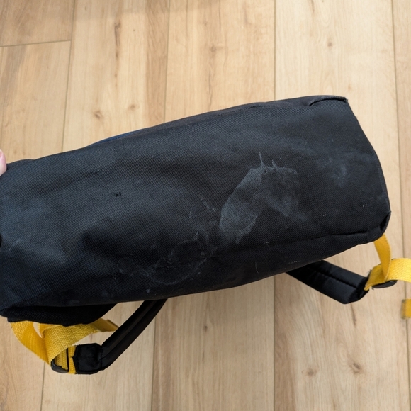 Vintage Looney Tunes Taz Embroidered Backpack - Picture 5 of 9